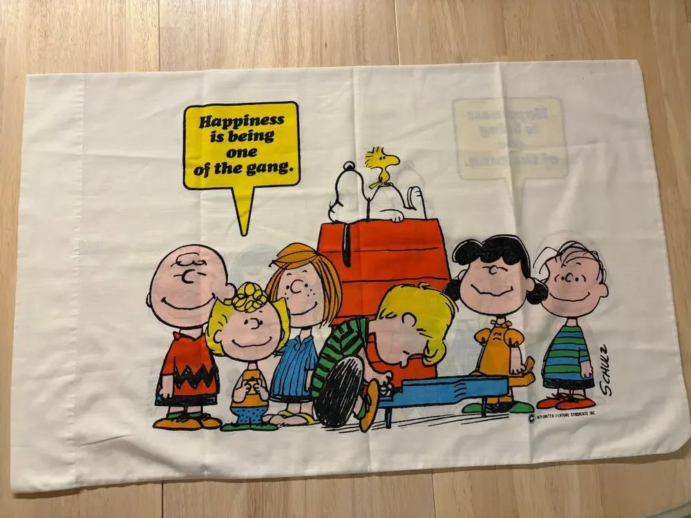 Vintage 1971 Peanuts Snoopy Gang Pillowcase Retro Bedding Charlie Brown